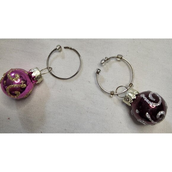 Pier 1 Imports Glass Christmas Tree Wine Charm Set With 12 Ornament Charms And D - Picture 4 of 4